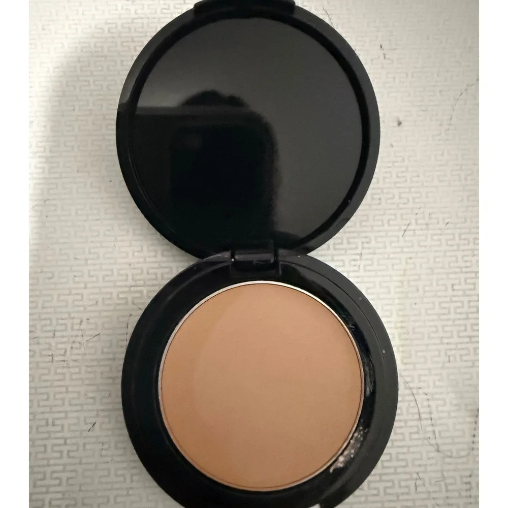 Avon Ideal‎ Flawless Cream Concealer Medium New Makeup Face Corrector